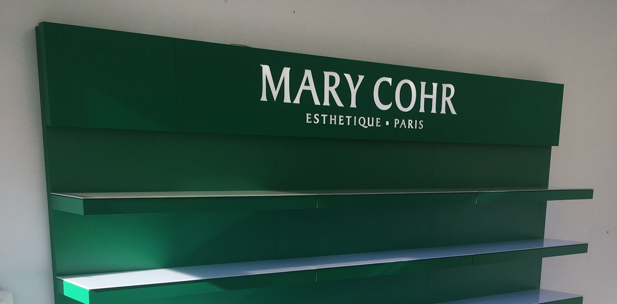 Mary Cohr - Haut du Meuble (retro-éclairé) Mary Cohr 1